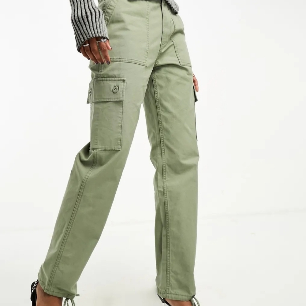 NWOT ASOS DESIGN Clean Cargo Pants